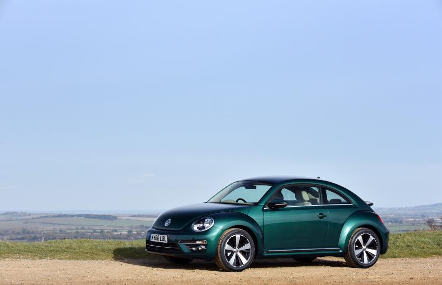  Volkswagen Beetle 2016 года  (UK) (фото 8 из 26)